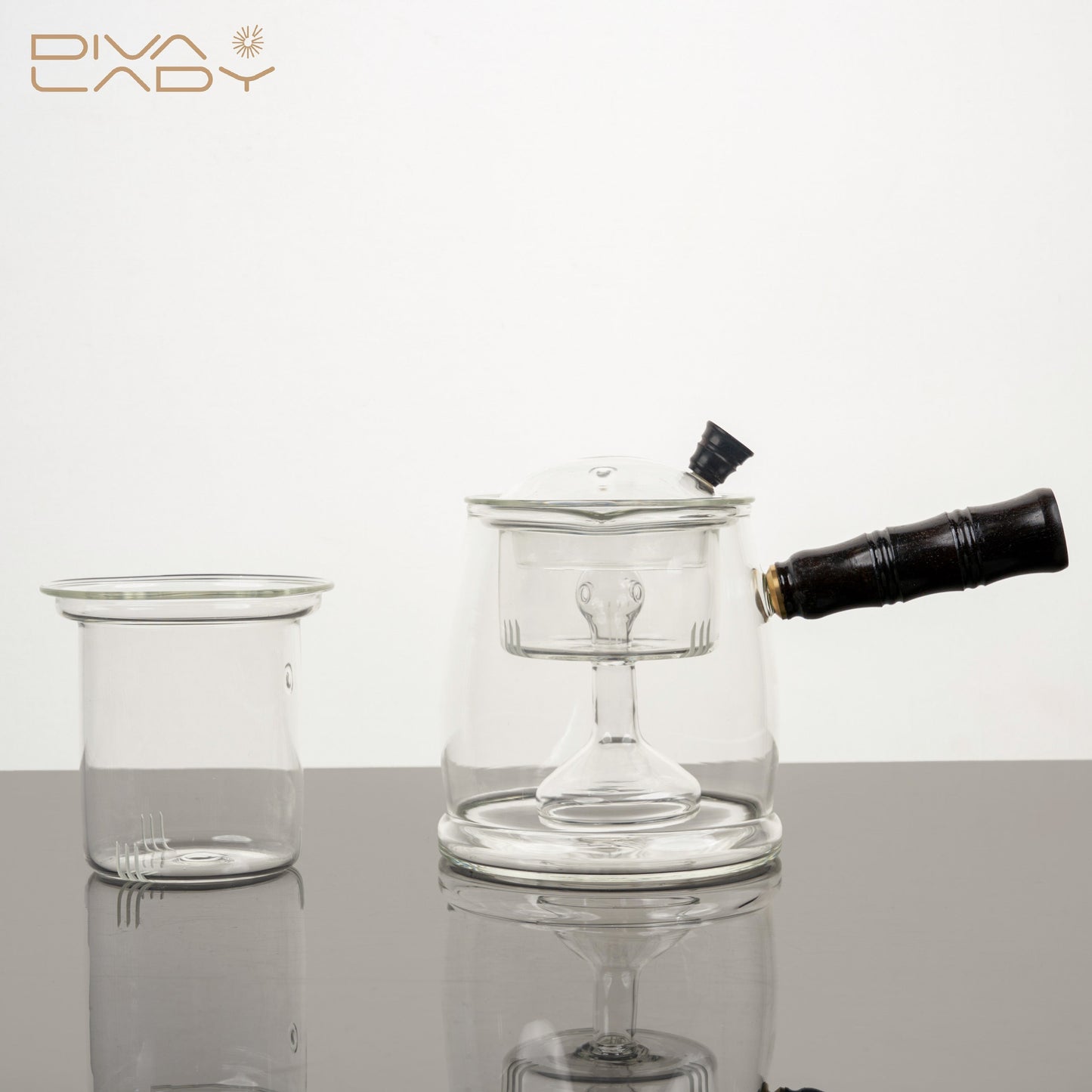 كنكة زجاج مع كوب