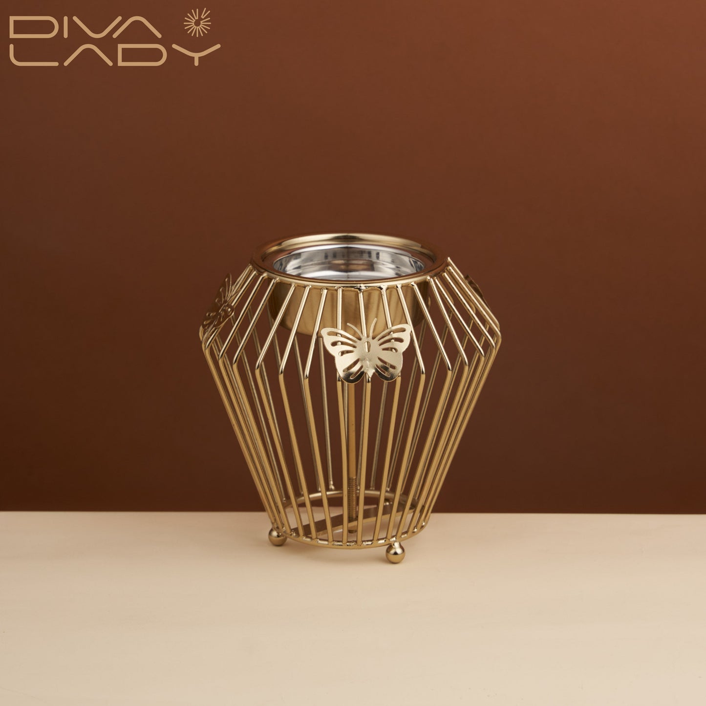 مبخر بشكل فراشة