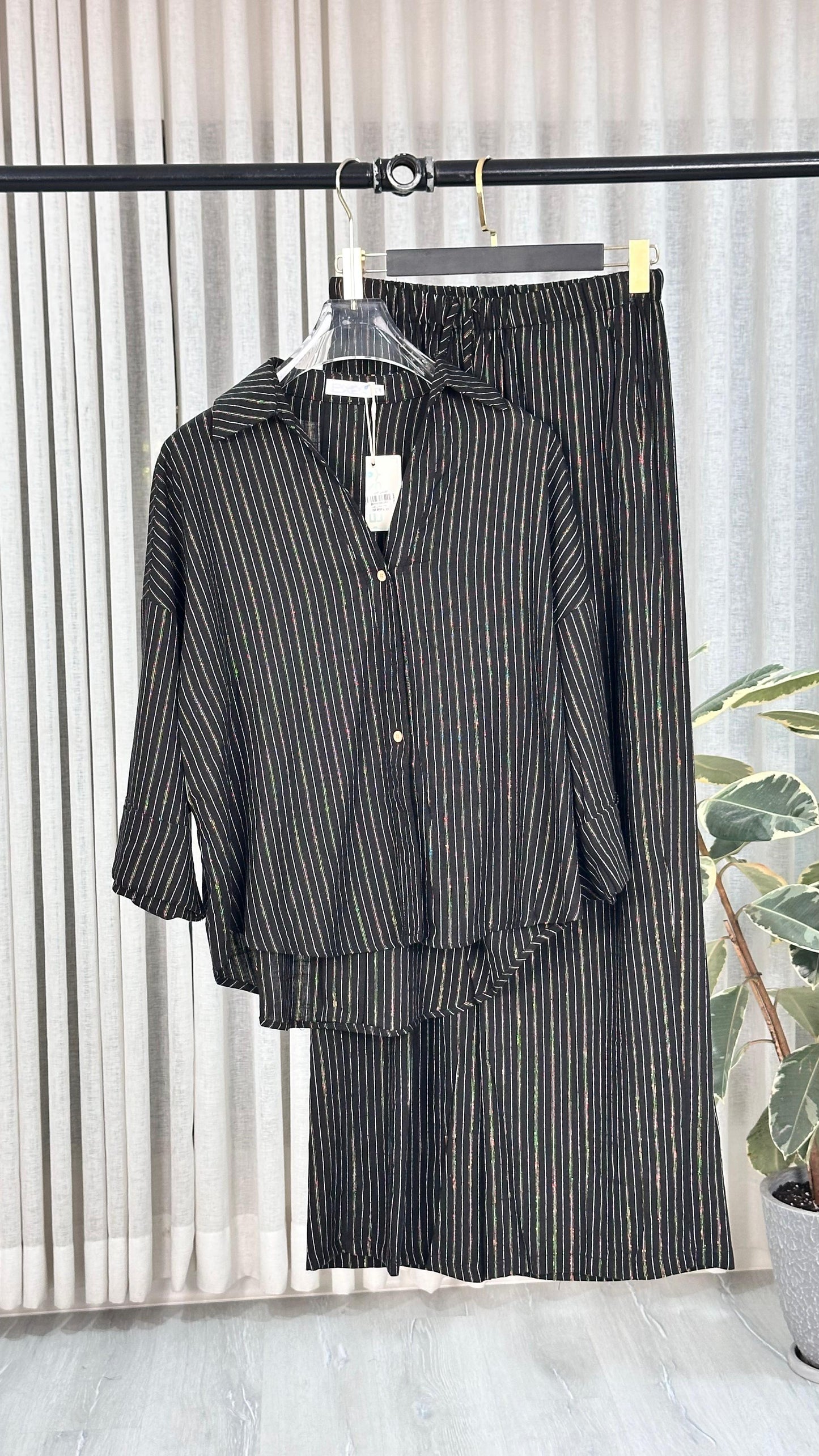 بدلة نسائي منسدلة