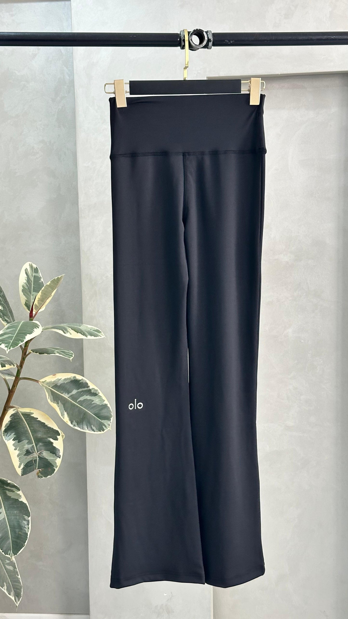 ليقنز نسائي