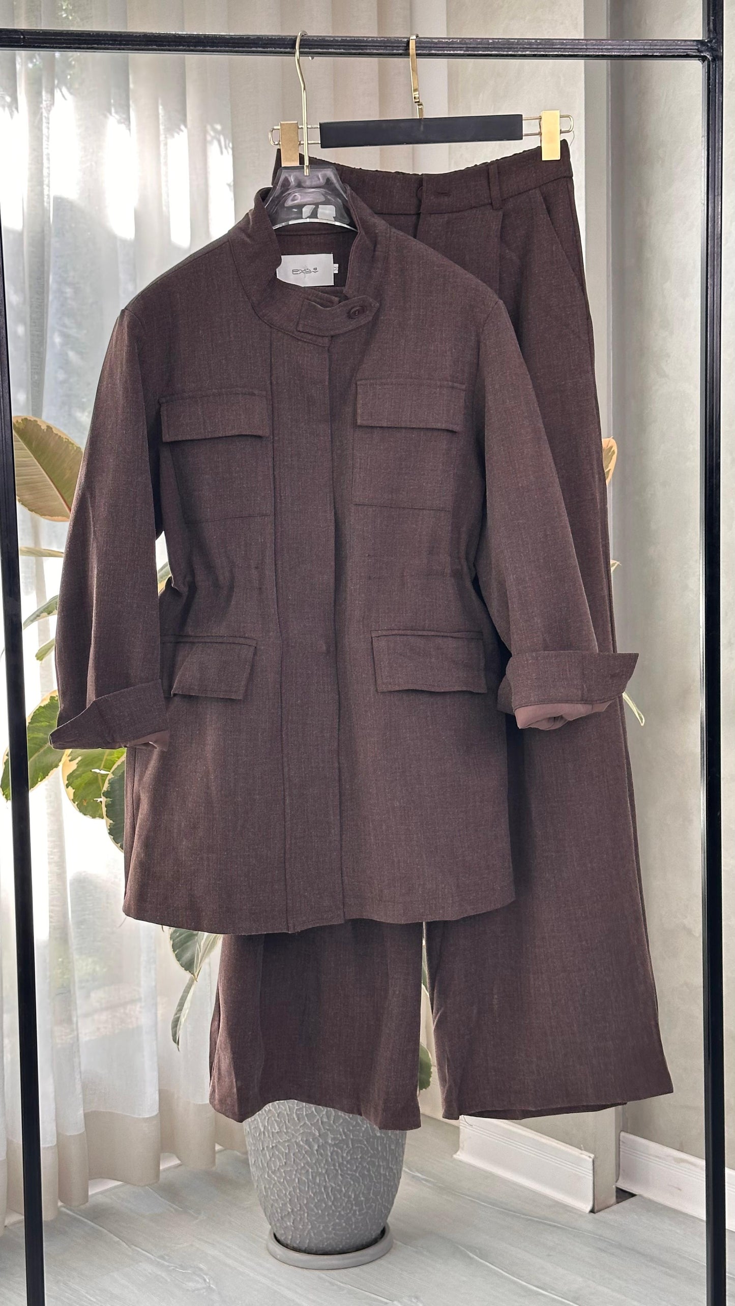 بدلة جينز بأربع جيب