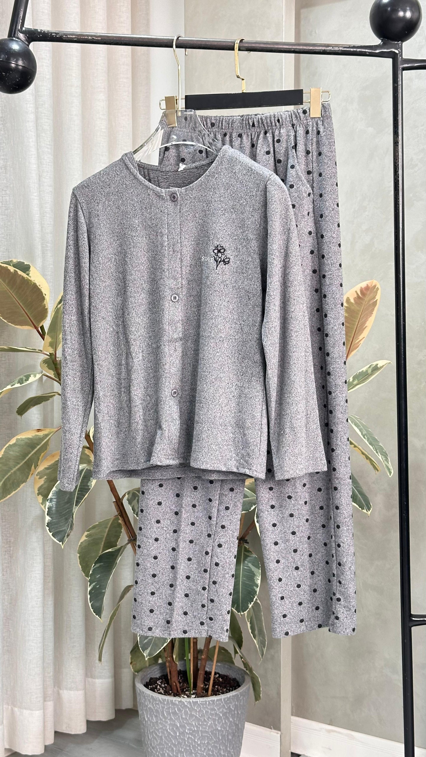 بيجامة نسائي يومية