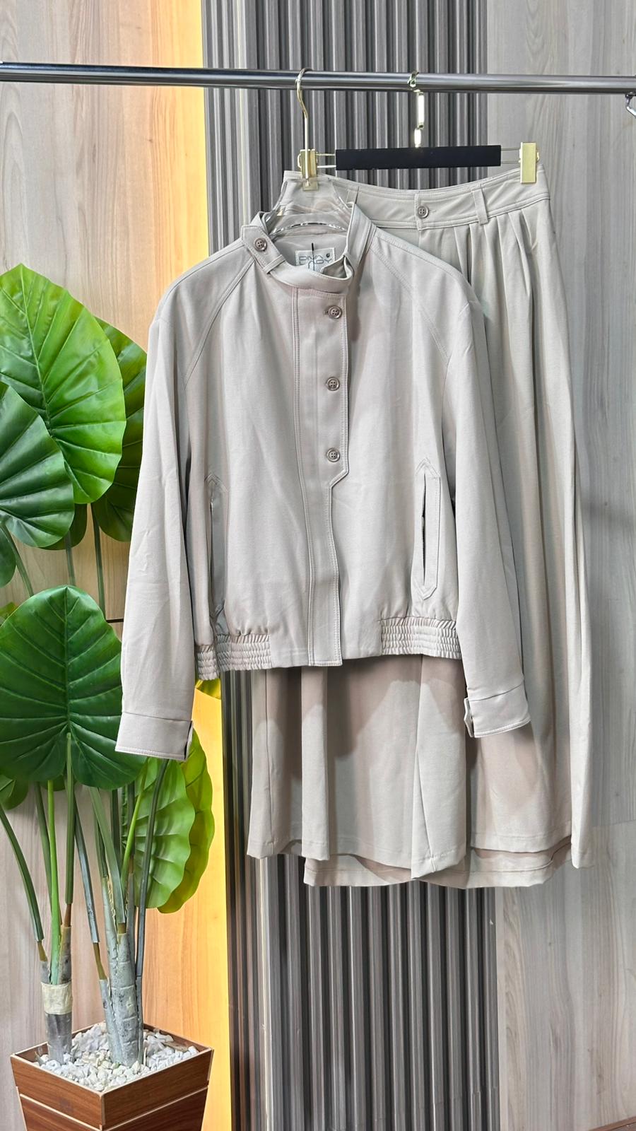 بدلة نسائي 3 زرار