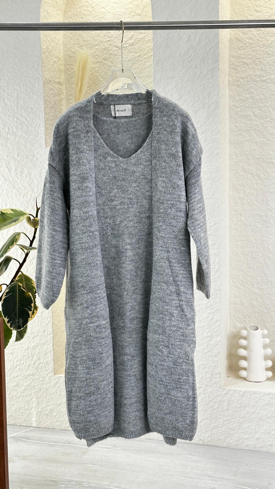 فستان نسائي مع بشت