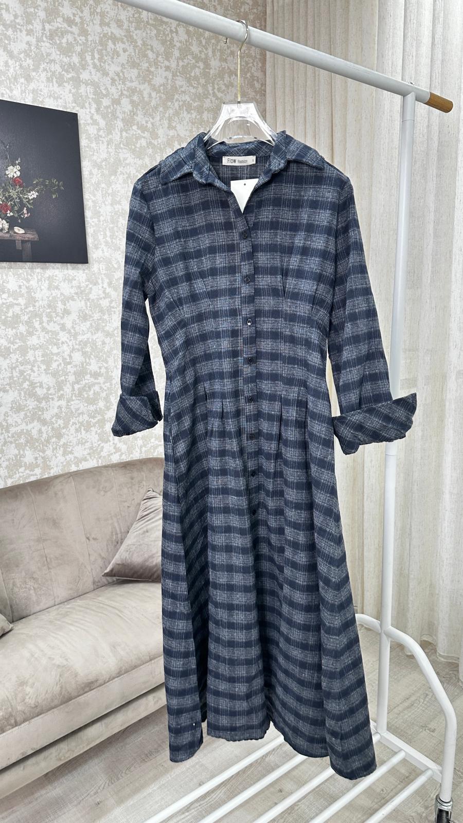 فستان نسائي