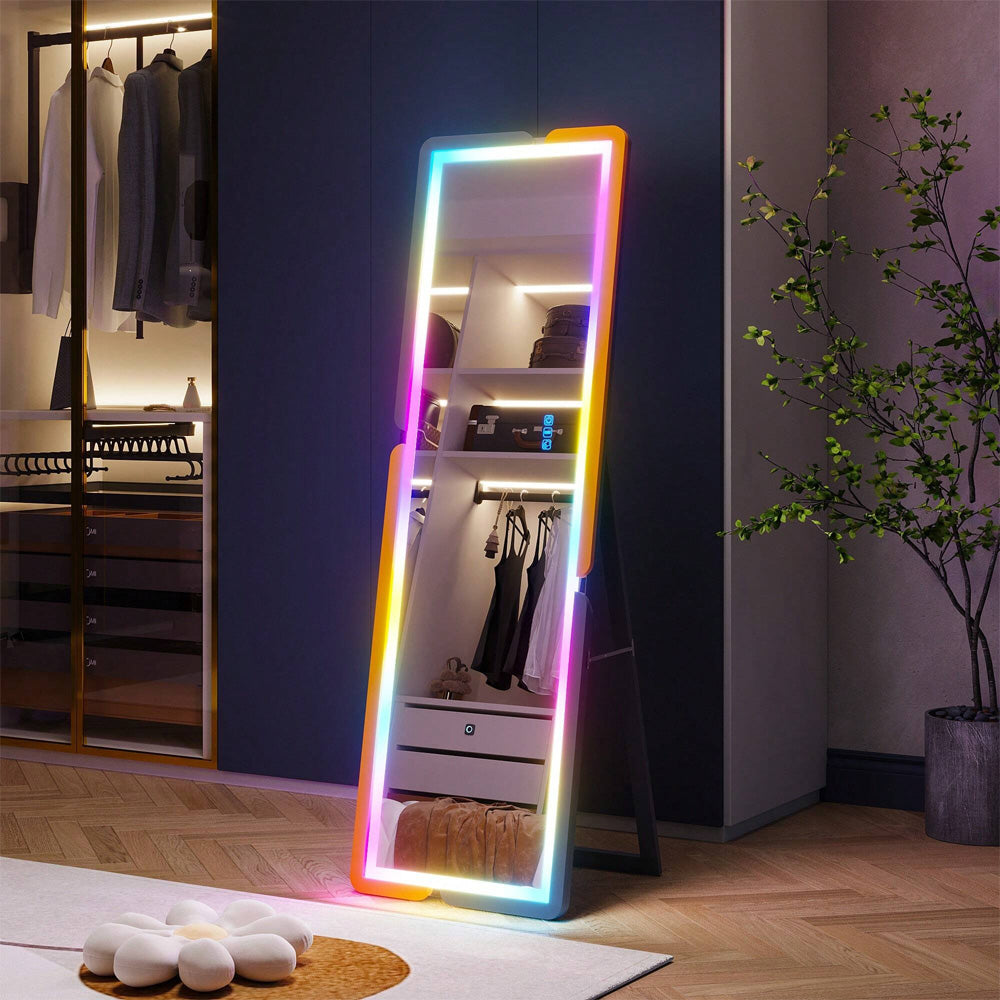 مرآة مع ضوء LED