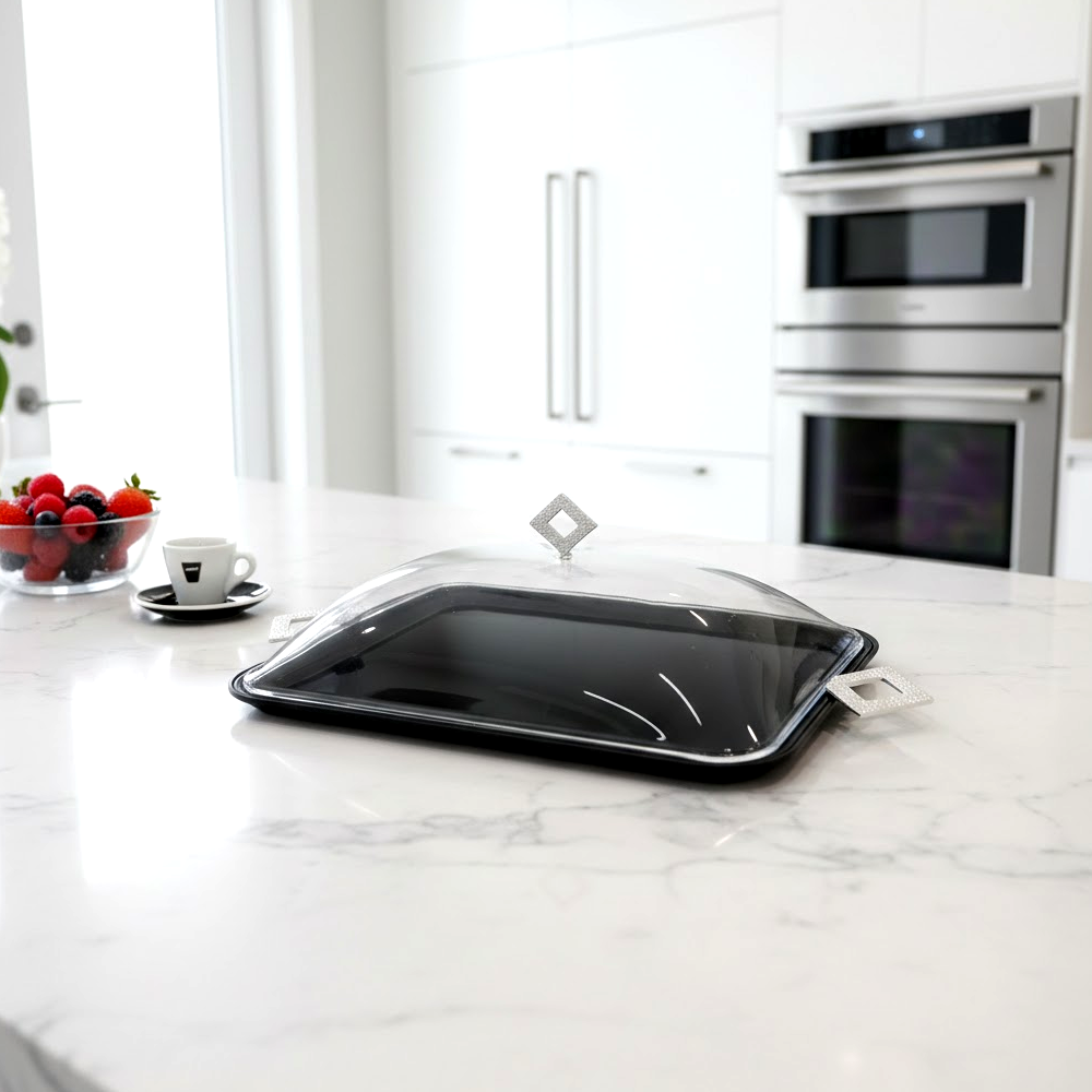 طبق تقديم كيك بغطاء كبير