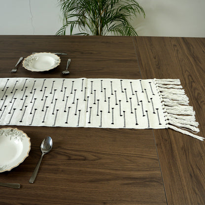 مفرش طاولة بوهو منسوج