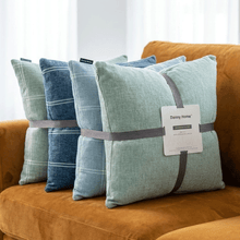 كوشية مربعة محشوة