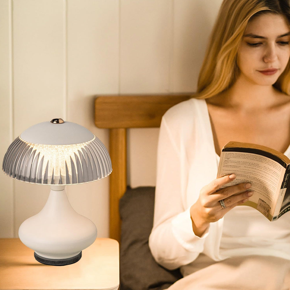 مصباح طاولة لاسلكي LED قابل لإعادة الشحن