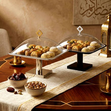 طبق تقديم كيك بغطاء كبير