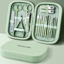 مجموعة العناية الشخصية 18 قطعة – طقم متكامل عالي الجودة للعناية بالأظافر والبشرة