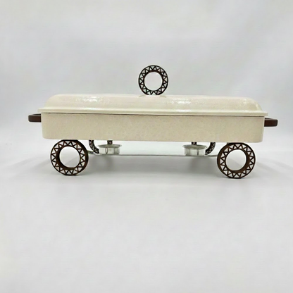 سخان تقديم طعام بغطاء معدني