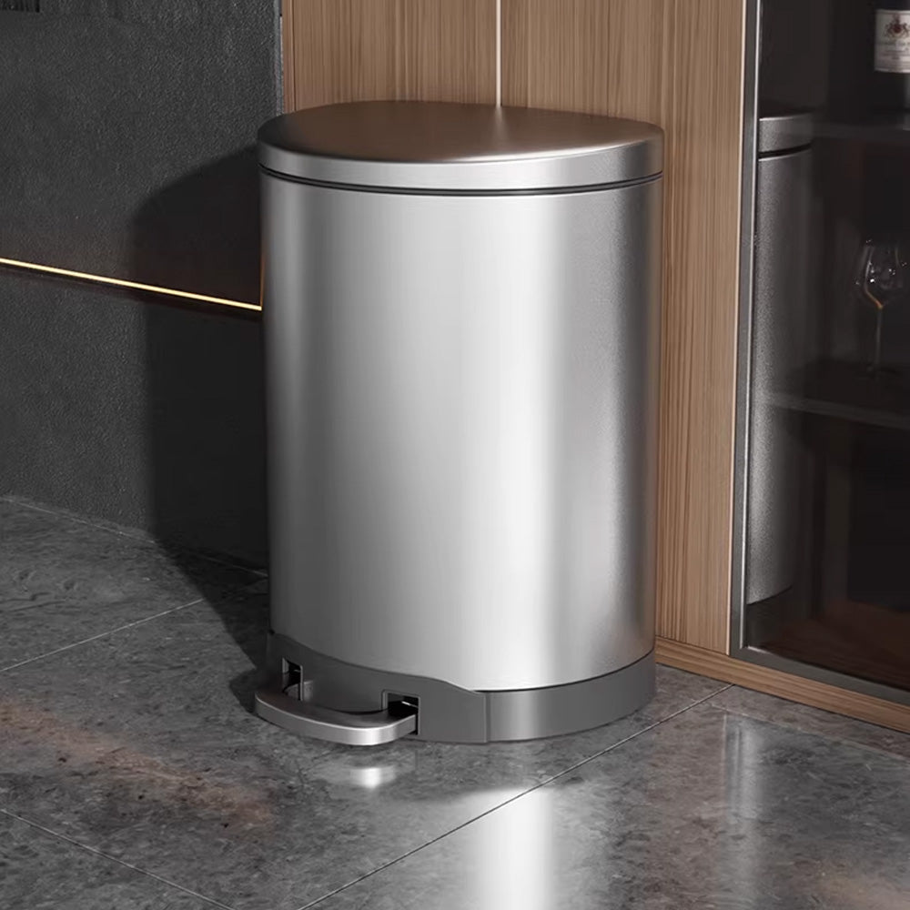 سلة مهملات سعة 40 لترًا