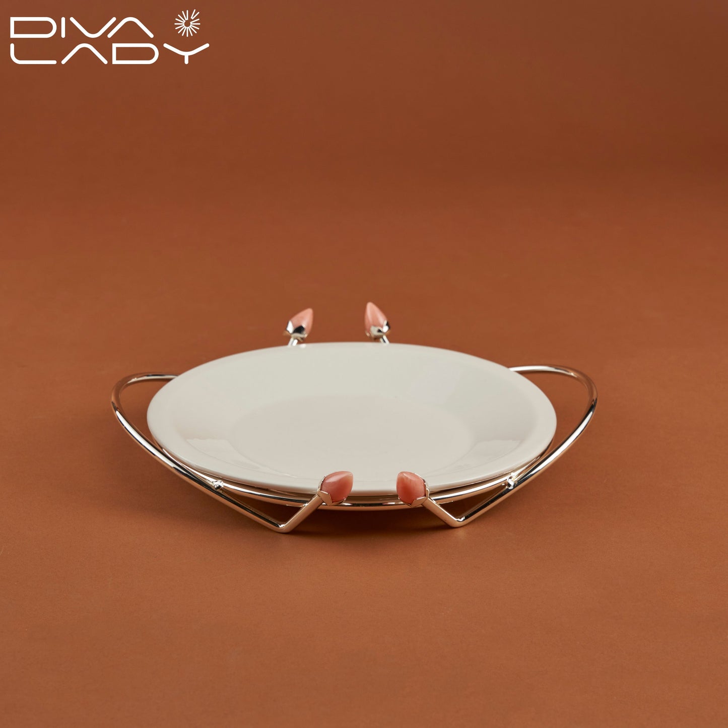 طبق تقديم بورسلان صغير