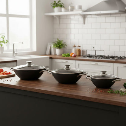 مقلاة ووك من الحديد الزهر - أسود