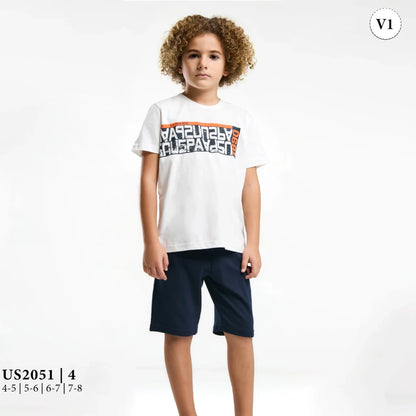 طقم ولادى بكنزة مطبوعة