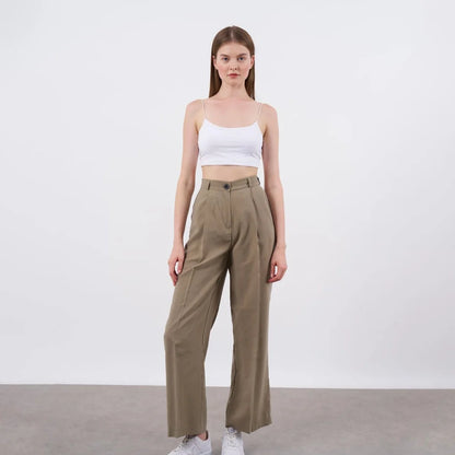 بنطلون نسائى بزر