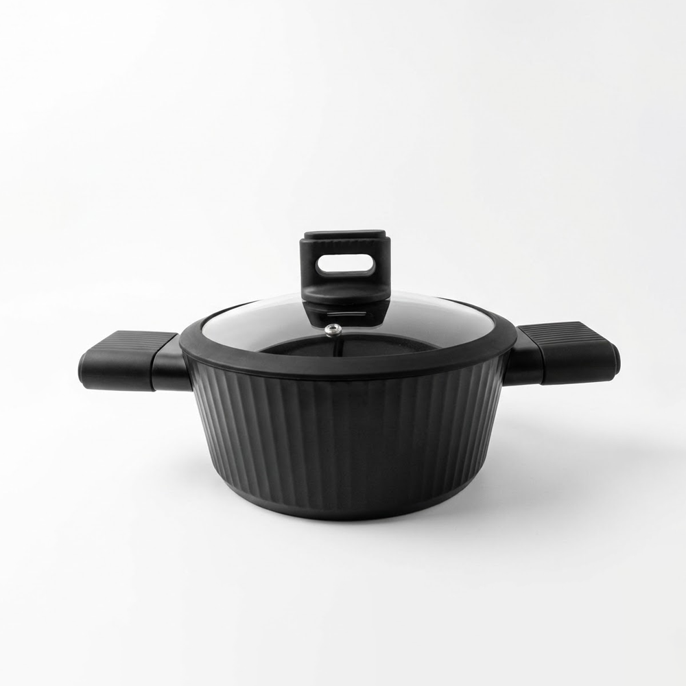 مقلاة طهي بغطاء زجاج