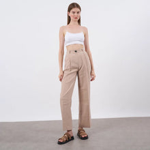 بنطلون نسائى بزر