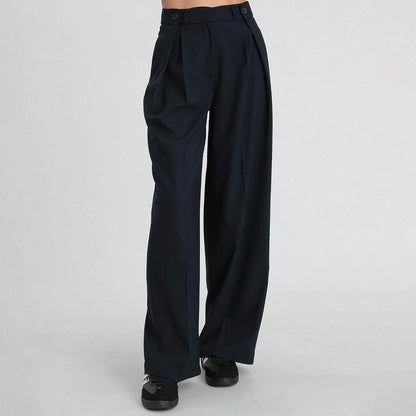 بنطلون نسائي عريض بكسرات