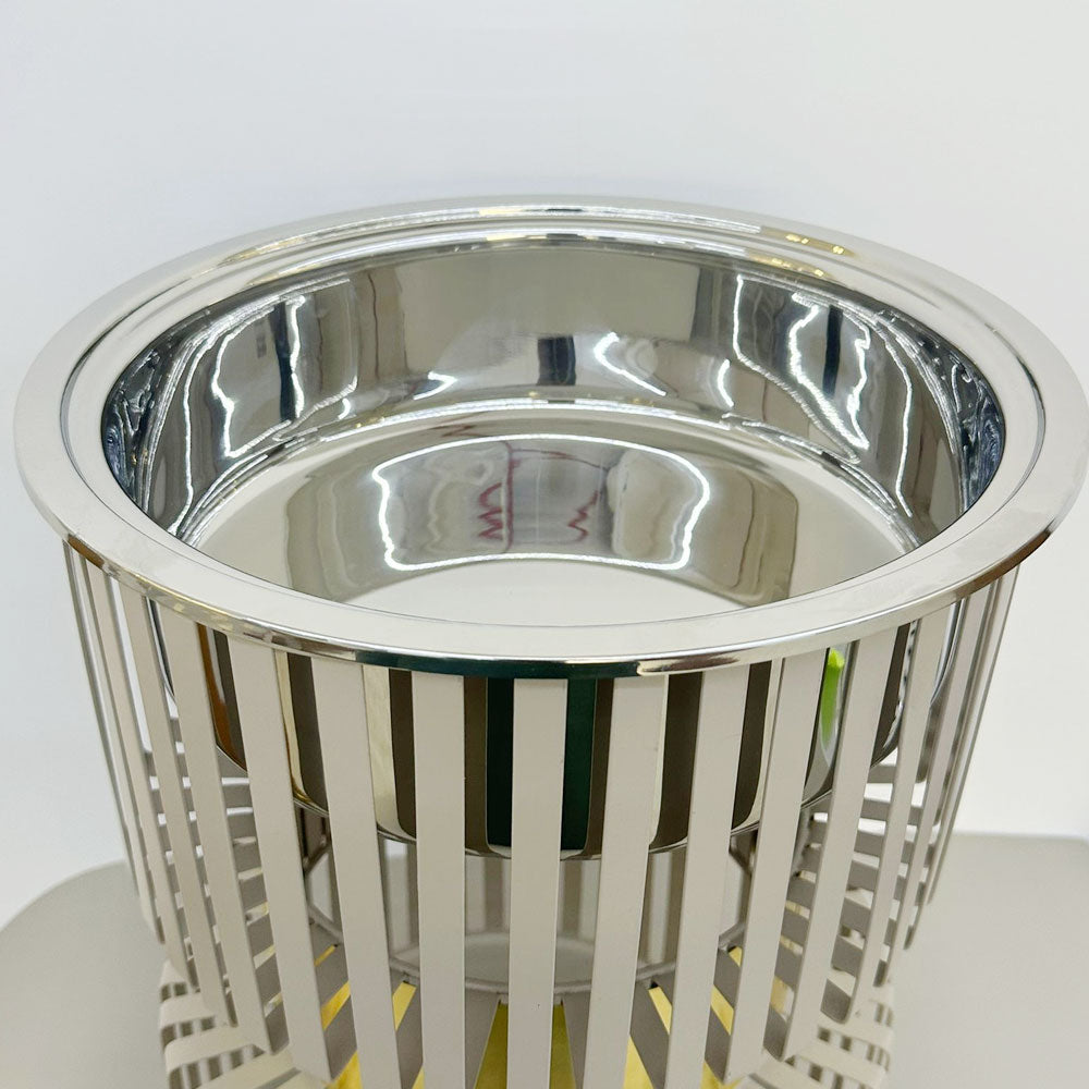 دوة و شواية معدنية بإطار ذهبي