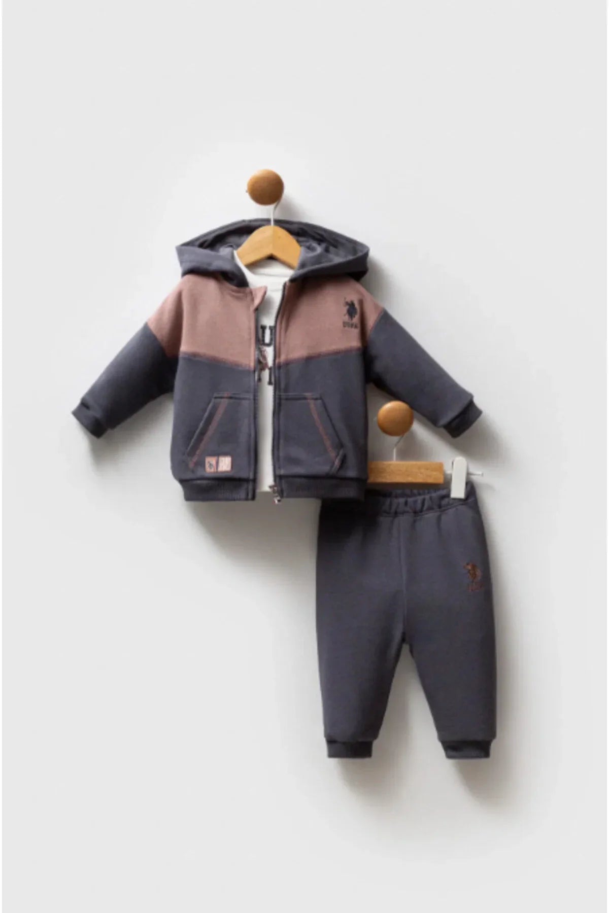 طقم بيبي U.S POLO