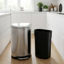 سلة مهملات سعة 40 لترًا