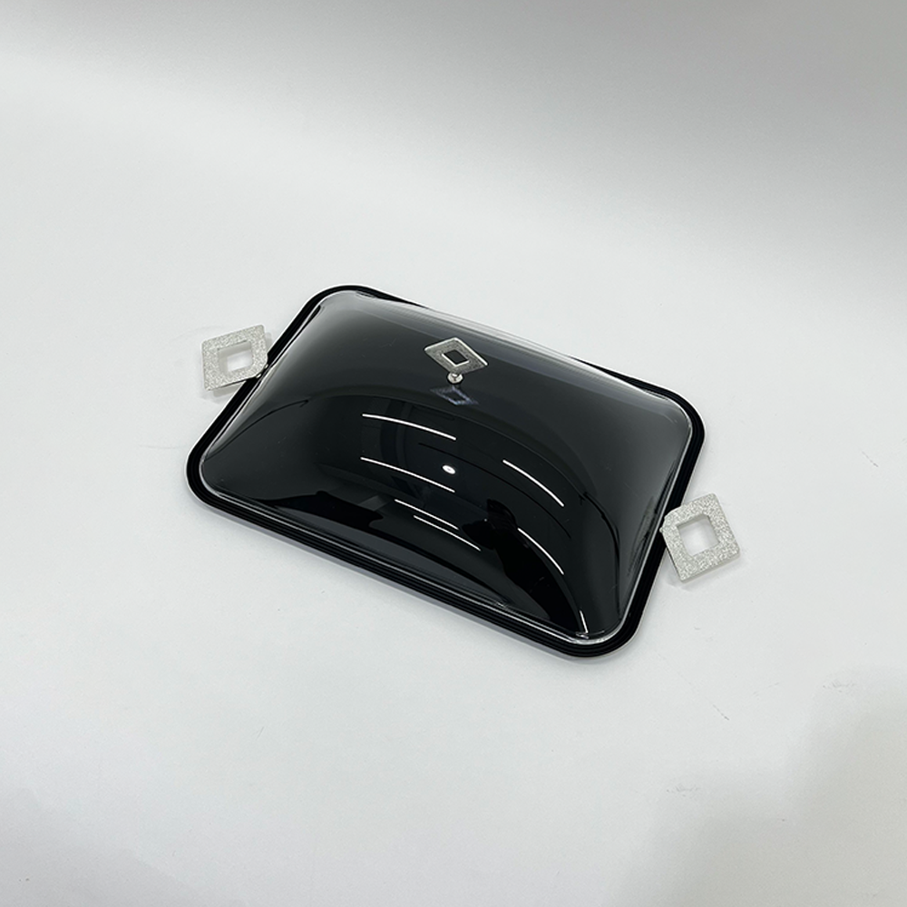 طبق تقديم كيك بغطاء كبير