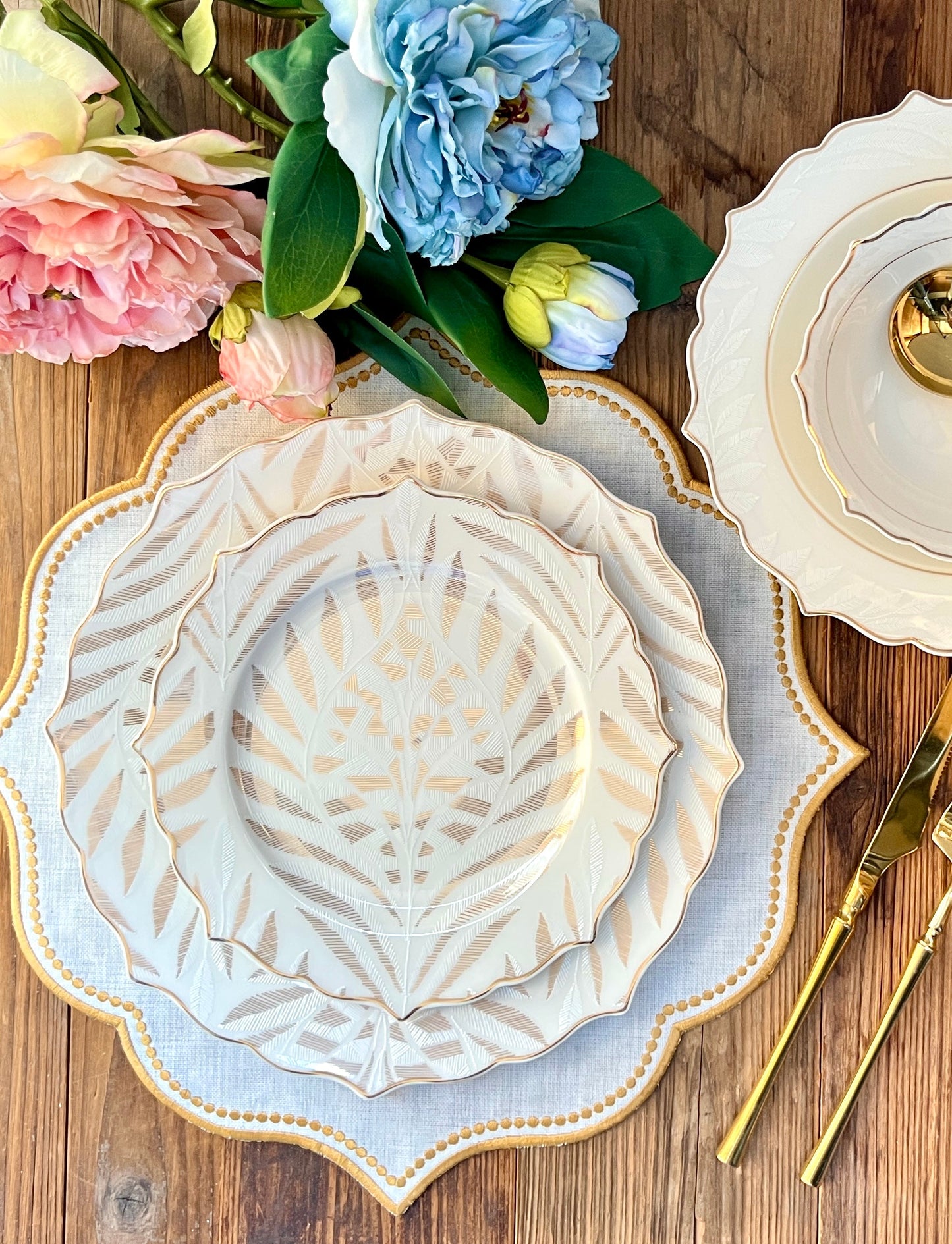 طقم أطباق مائدة فاخر 24 قطعة