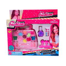 صندوق مكياج للأطفال على شكل شنطة