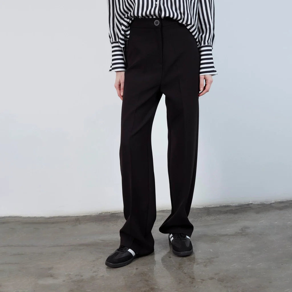 بنطلون نسائى قصة كلاسيكي