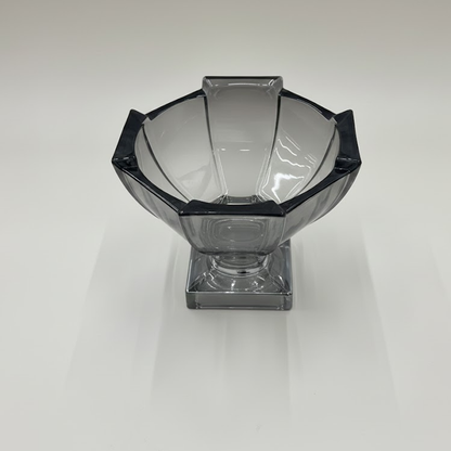 وعاء تقديم زجاجي