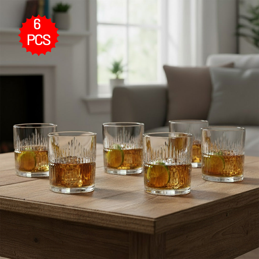 كأس كريستالي مقطوع عموديًا