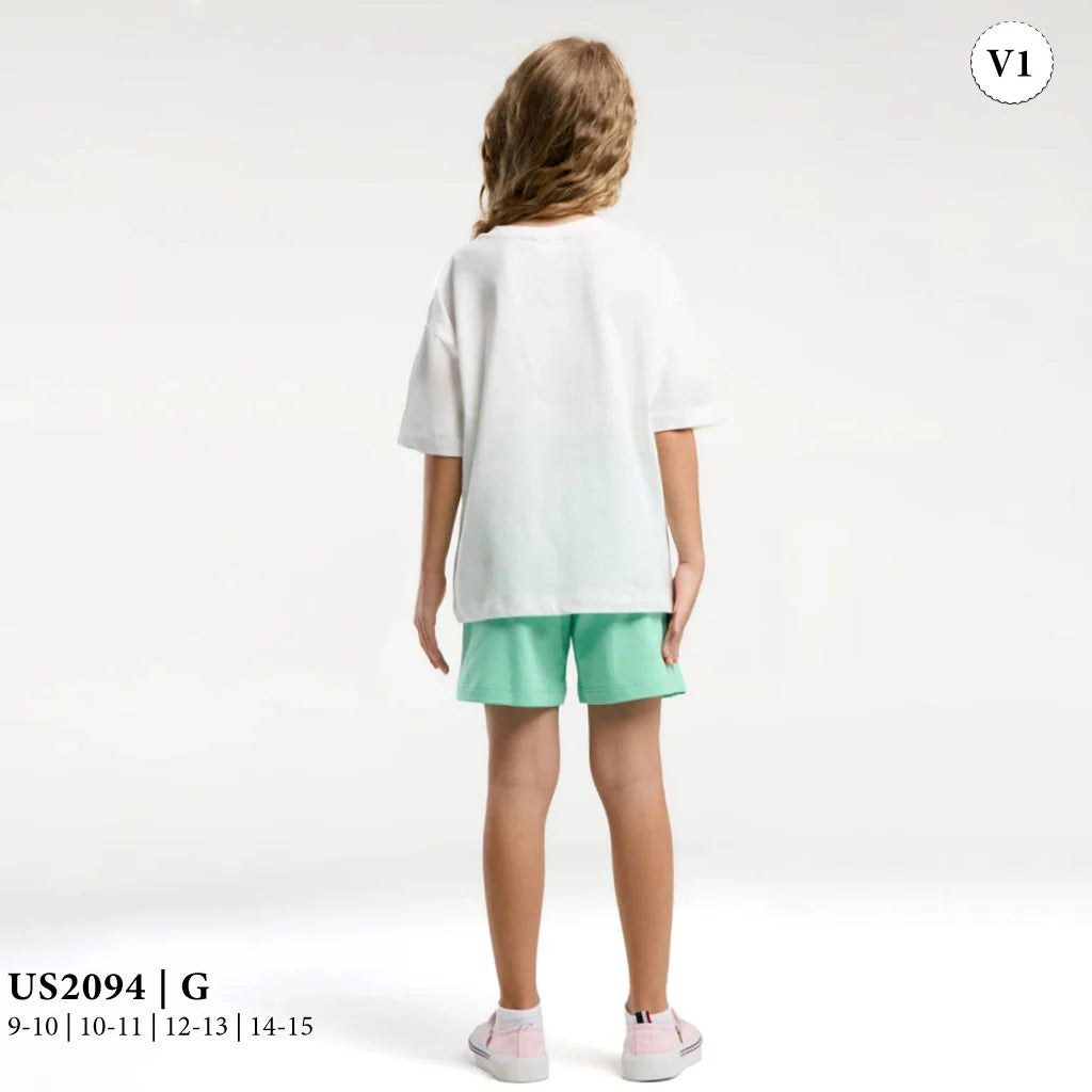 طقم بناتى بطبعة زهرة