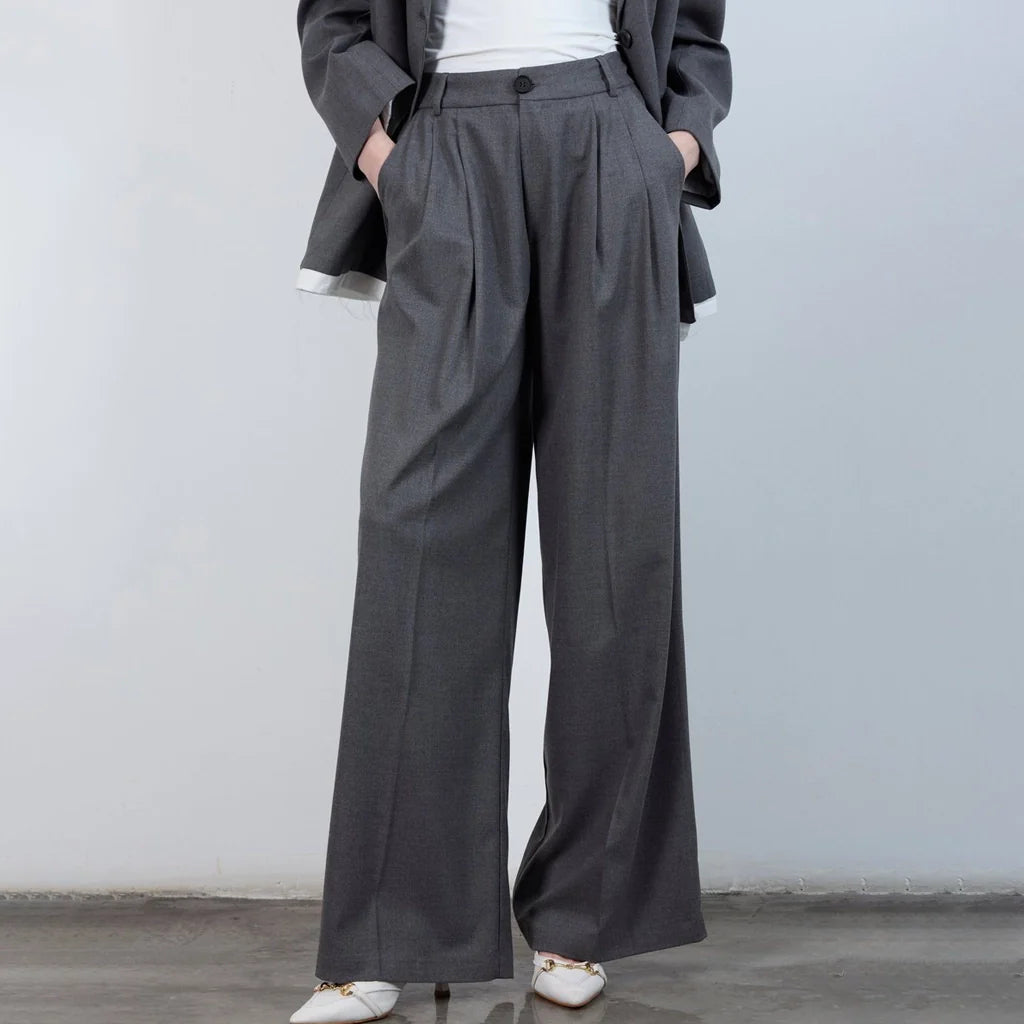 بنطلون نسائى فضفاض