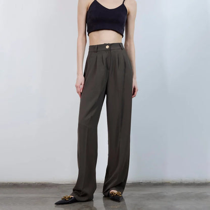 بنطلون نسائي بكسرة