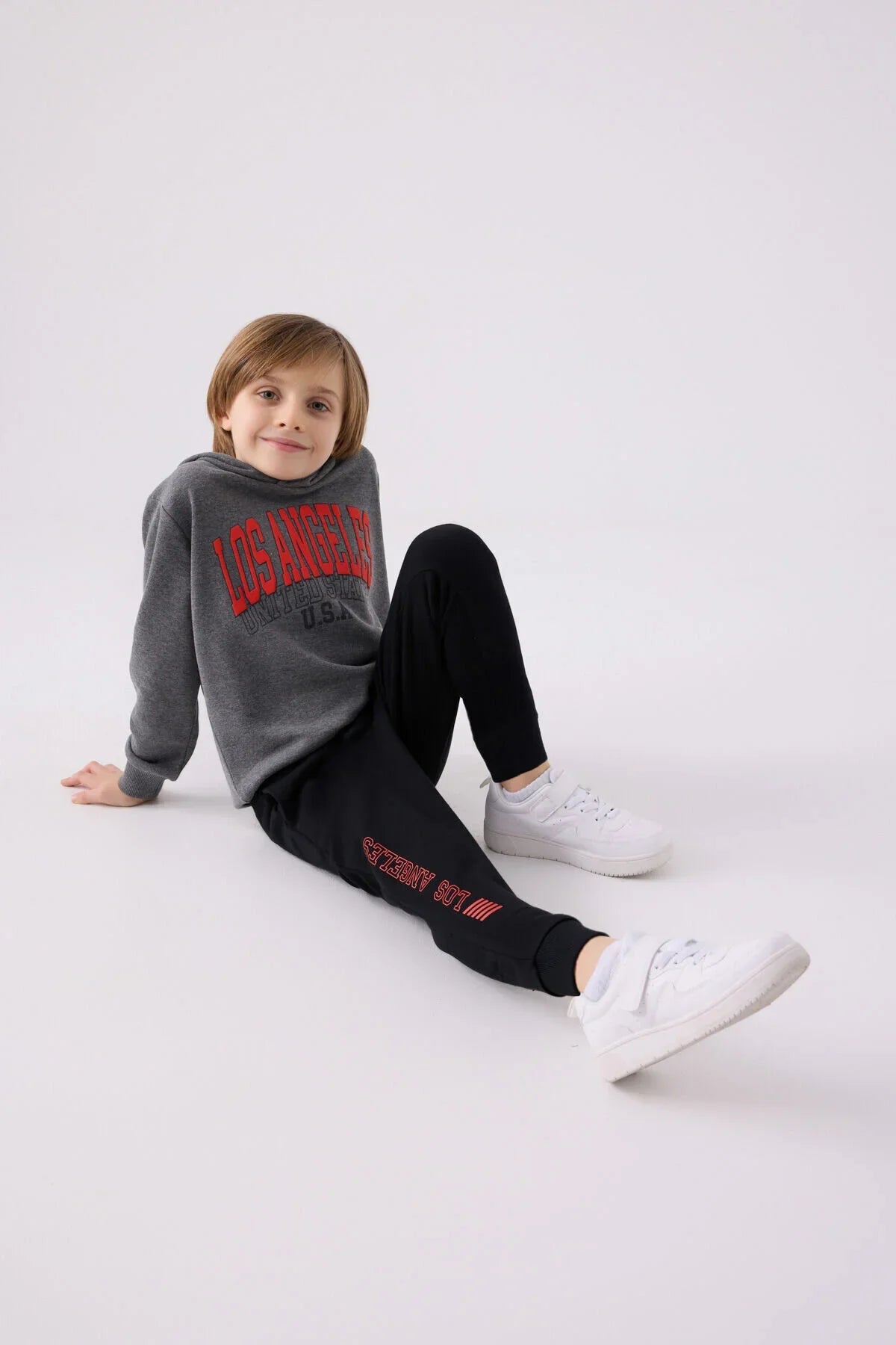 طقم ولادي بناتي U.S POLO