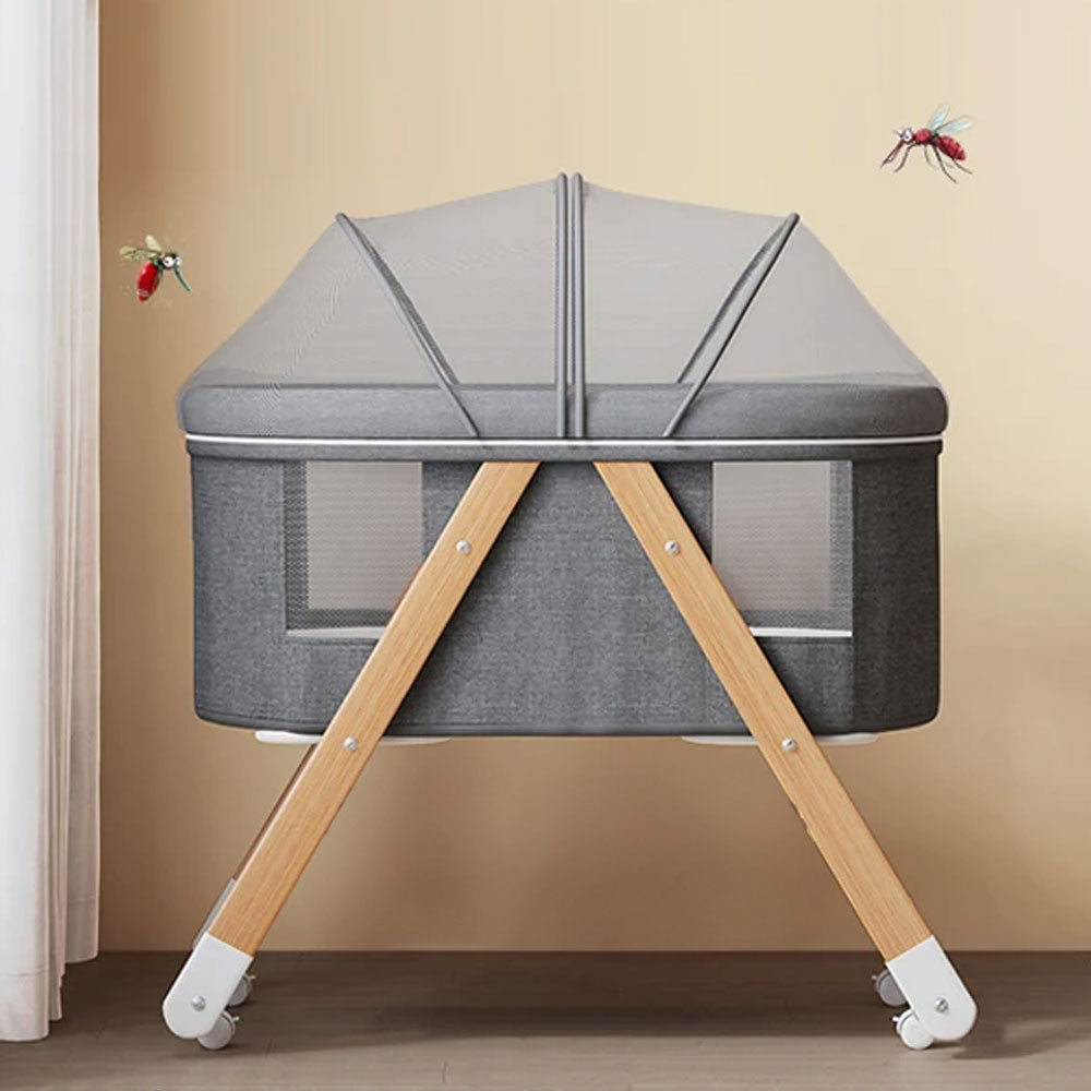 سرير أطفال متحرك من الخشب الصلب