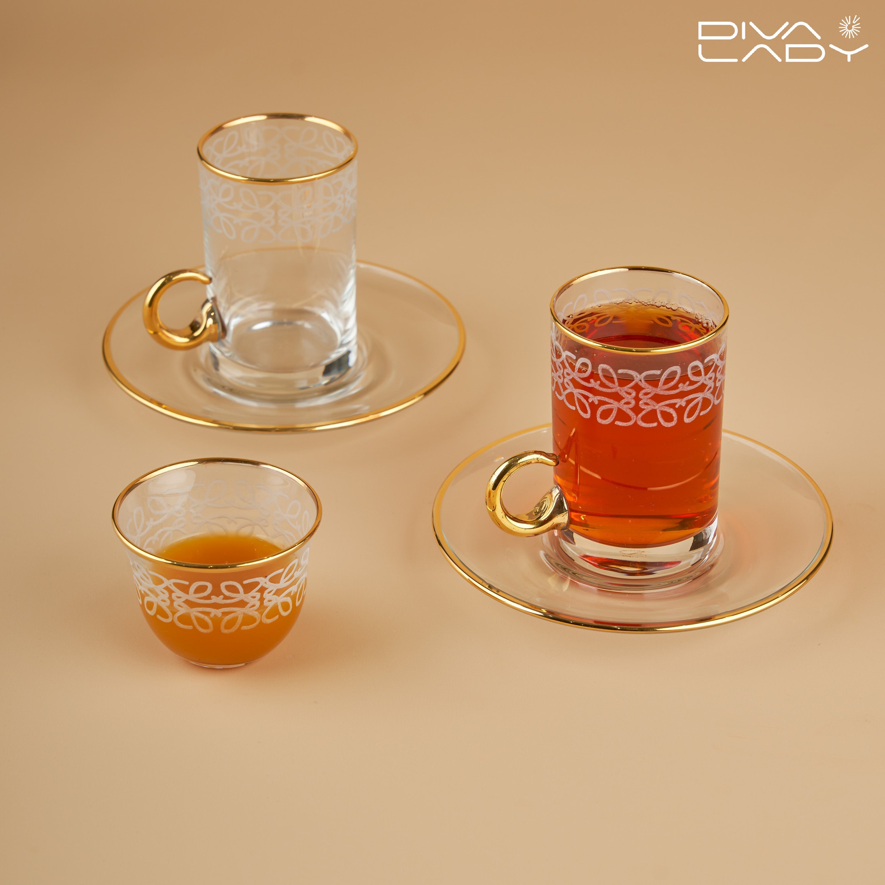 طقم استكانه و فنجان ١٨ قطعة ذهبي