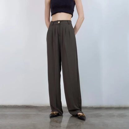 بنطلون نسائي بكسرة