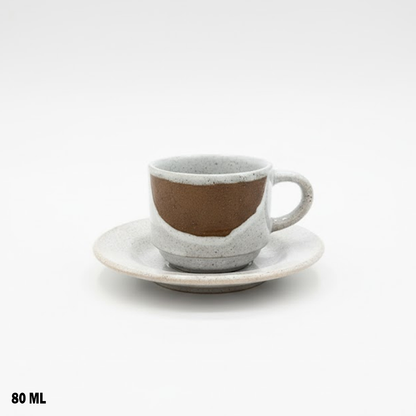 فنجان قهوة تصميم من وحي الهدوء