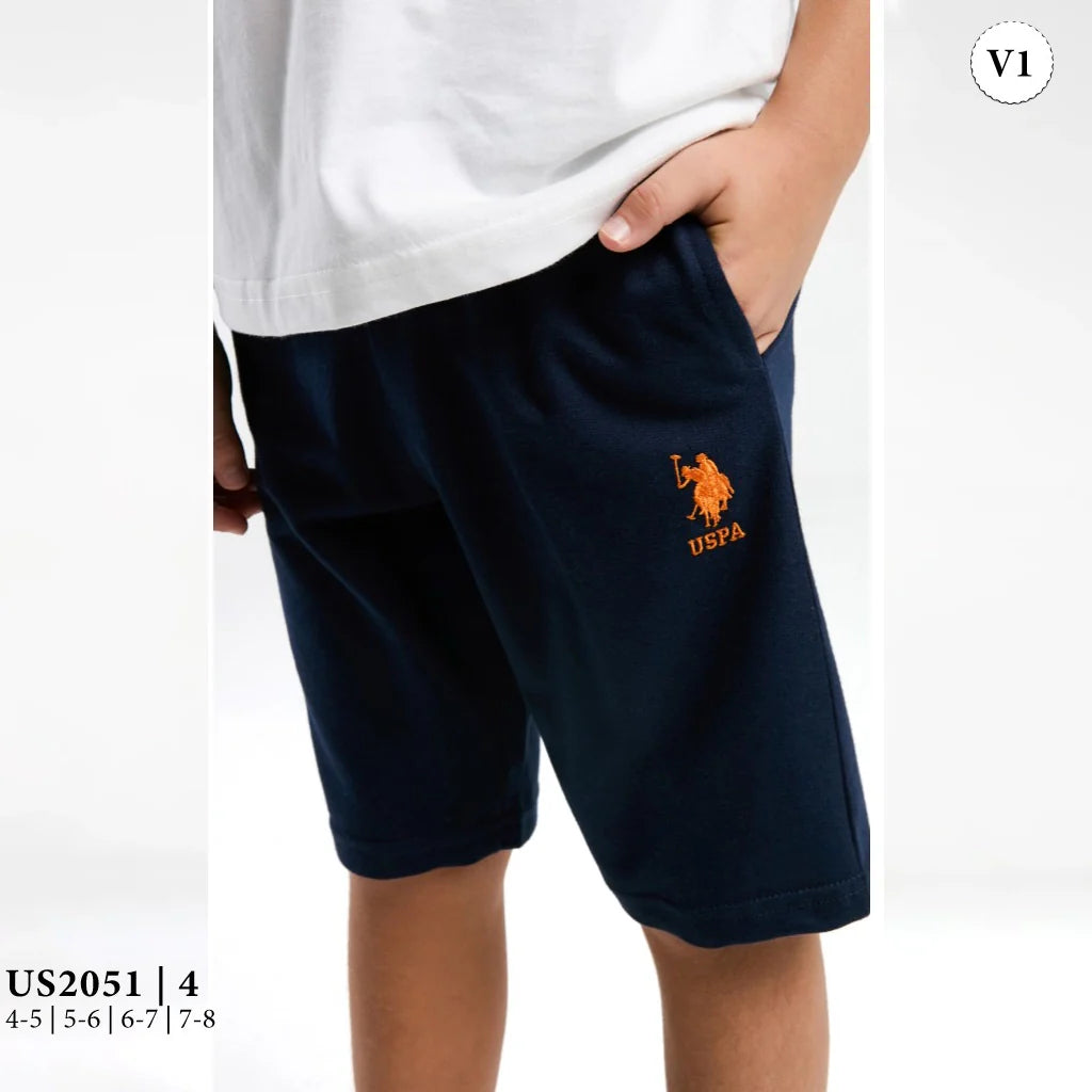 طقم ولادى بكنزة مطبوعة