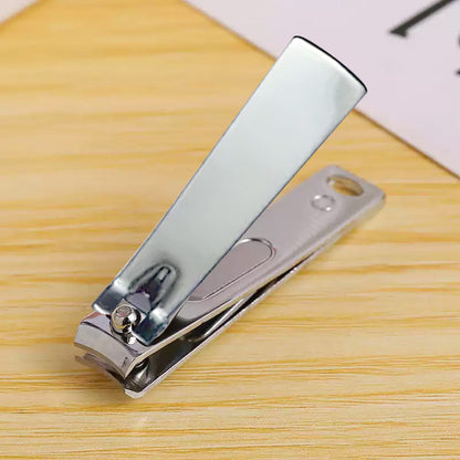 مقص أظافر من الفولاذ