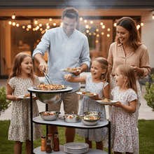 طاولة خشب وعدة شواء معدنية