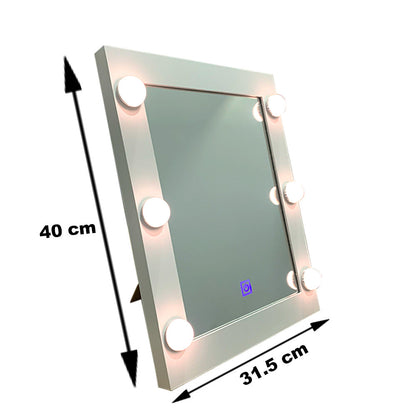 مرآة مكياج مضيئة تعمل باللمس