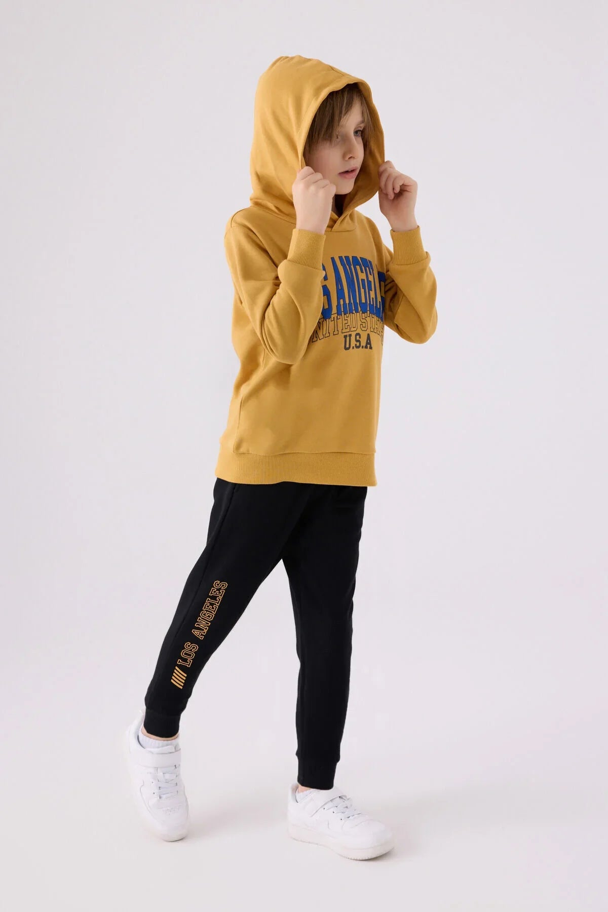 طقم ولادي بناتي U.S POLO