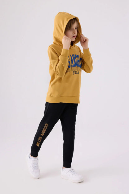 طقم ولادي بناتي U.S POLO