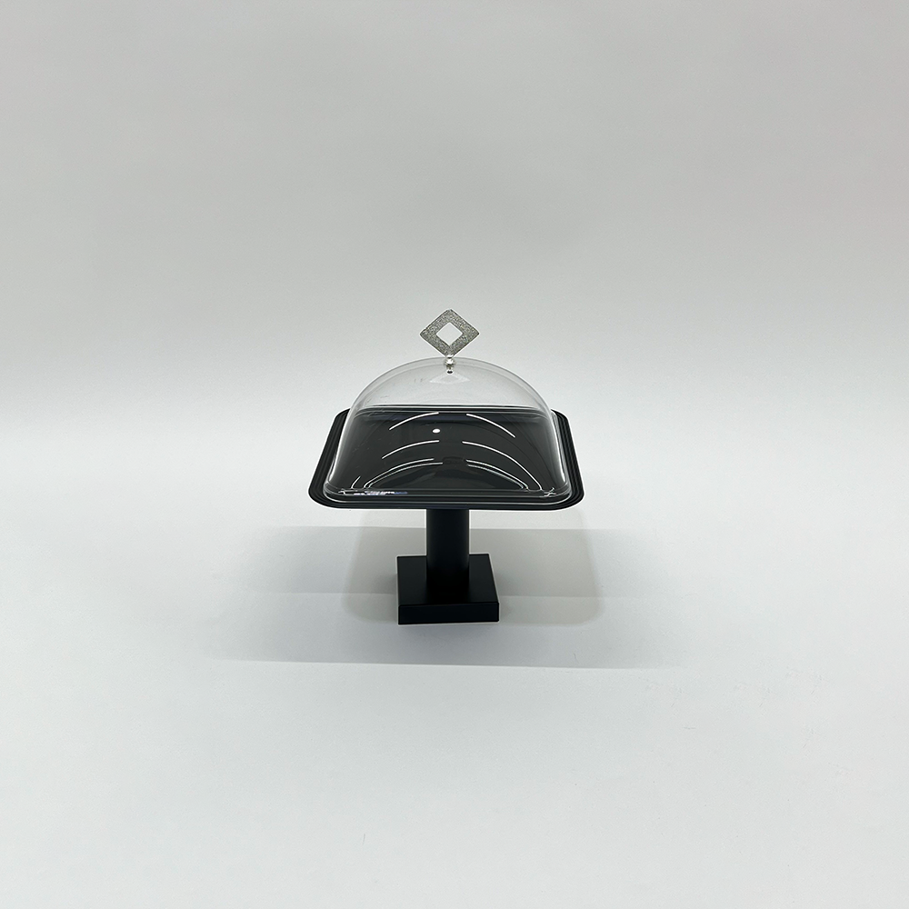 طبق تقديم كيك بغطاء صغير