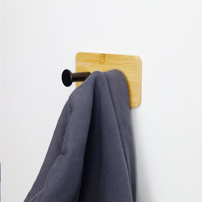 علاقة حائط خشبية راقية